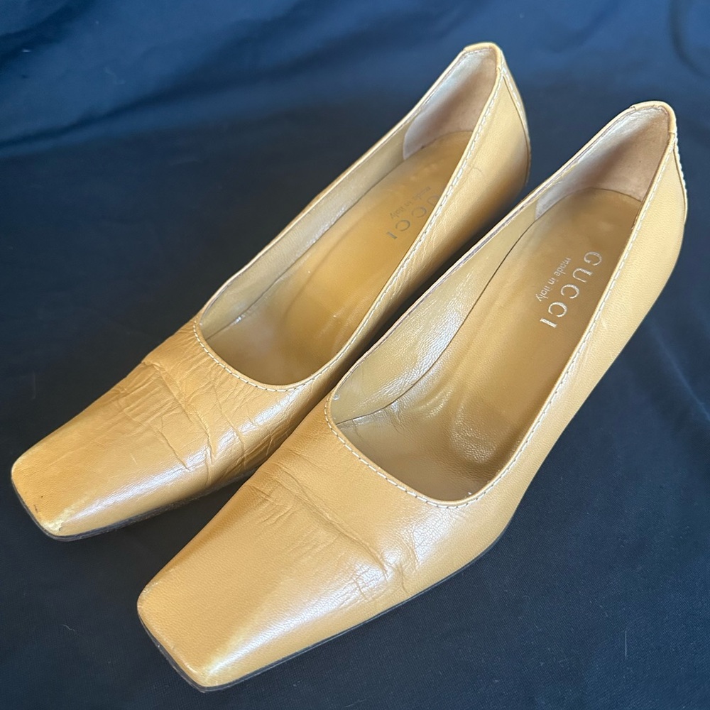 Gucci Tan Leather Block Heel Pumps 7.5 vintage Y2K square toe shoes
